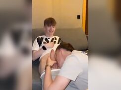 cute alo twink sucking a big cock britt friend