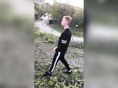 A handsome guy jerks off a big dick and he was seen by train passengers - 12-09-25