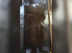 luke paxley ass showering