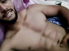 Moroccan top wanking for a girl on cam