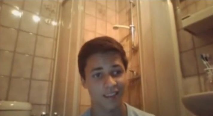 German guy Oliver is taking a shower | GayPornTube