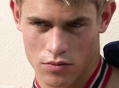 Movies - BAO - Solo - Dolph Lambert