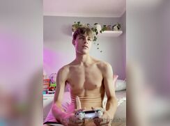 cute chris cahill fucks a girl