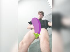 French guy pleases himself