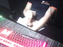 Home alone twink has webcam fun