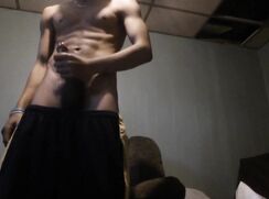 AHV-HD - E was supposed to send dick pics n got a lil carried away.. she's too sexy