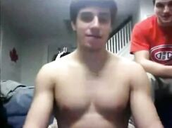 Frat boy jacks off whis fratboy buddies and an online audience. gay porn fun