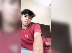 cute chris stone bed cumming bate