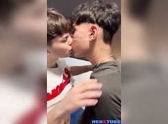 mattia-fucks-italian-twink-dany