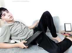 sexy hot twink camboy dearjeycott show cam tube