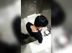 chinese teen bathroom spy