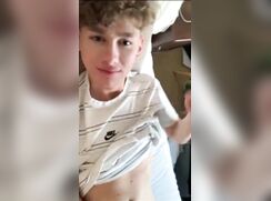 cute elijah cumming next to a friend