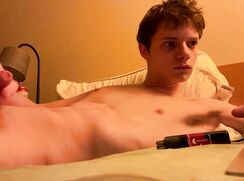 naughty porn sexy twink bighungman420 home show tube