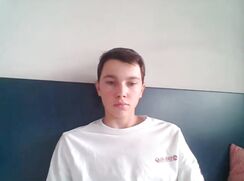 Teen Gets Interrupted While Wanking