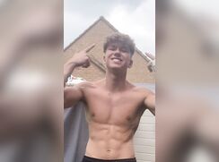 cute blonde tiktoker callum bate clip