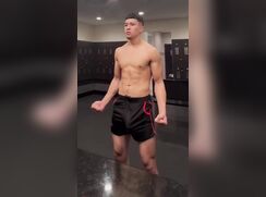 Cute jock shows off all his big muscles
