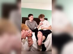 Hot dudes feet worship compilation