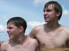 Russian couple doing it...