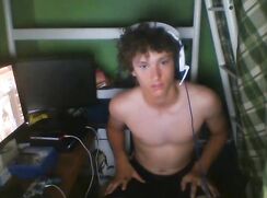 18 yr old US boy jerk (DM for contact info)