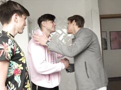 Kirk barebacks Carlos