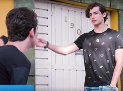 ✦ 5. Nostalgia & Melancholy (Temporal Drift)