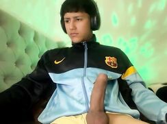 Big and Hard 18yo cOCKS pORN