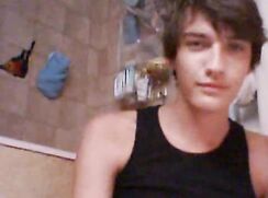 Uncut boy jerking on webcam