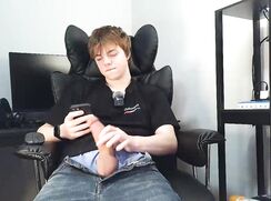 Bobby72738 live Hot guy jerks on cam cock fun porn