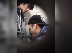 Cruising toilet blowjob