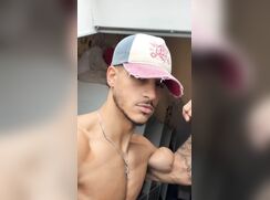 This guy is fucking HOT!