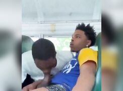 Cuns on a Bus 222