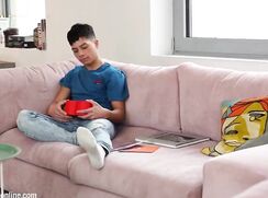 Nico Alessi plays “Musical Chairs” ❤️ HAPPY VALENTINE'S DAY