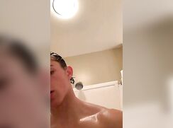 cute fit twink snapchating cumming clip