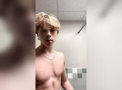 cute wayne cumming snapchat clip