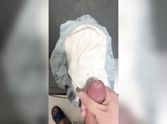 18 yo chinese boy cums on his underwear