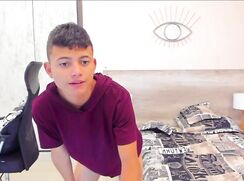 smooth hot latino swingin hot dick