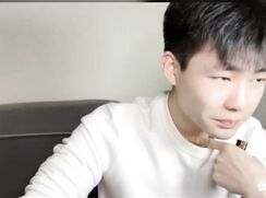 Xiao chinese hottie shows ass