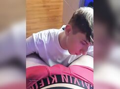 cute lad sucks a big one