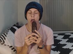 A Big Dildo For a Tight Pink Hole