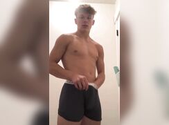 Cumshot Boy Porn | Social Dudes