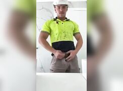 Straight workie chav lad flaunts his shaven tool