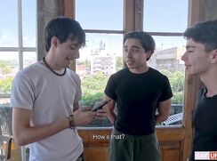 Straight or Not, No Guy Says No to Cash and a Threesome