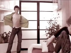 Not Vintage porn: Gosha Stripping