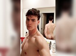 Hot Straight Dude Shows off in Homevids