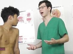 de doctor tops his client