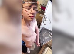 Twink Boy shows big dig