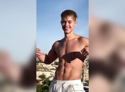 0i4ikf1v688bq4jbi3776_source