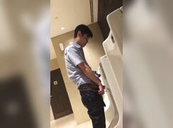 singapore urinal spycam