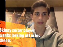 Jeune footballeur en branle