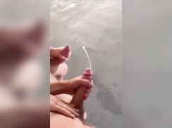 AHV-Friends - In the parking garage